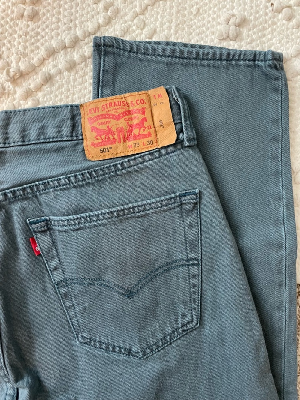 Levi's Men's Straight Jeans in Faded Blue